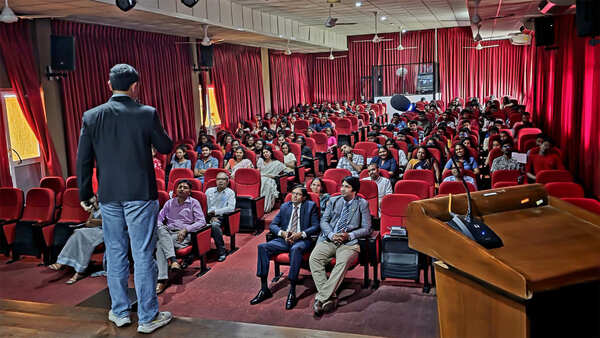 Seminar-Career-Development-Program-Wyb-Photo-1
